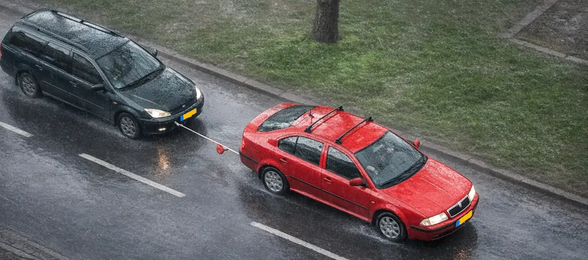 Auto slepen met sleepstang in Nederland